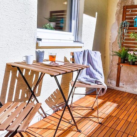 Studio Hirsch56 - Zentral-Ruhig-Terrasse-Netflix كارلسروه المظهر الخارجي الصورة