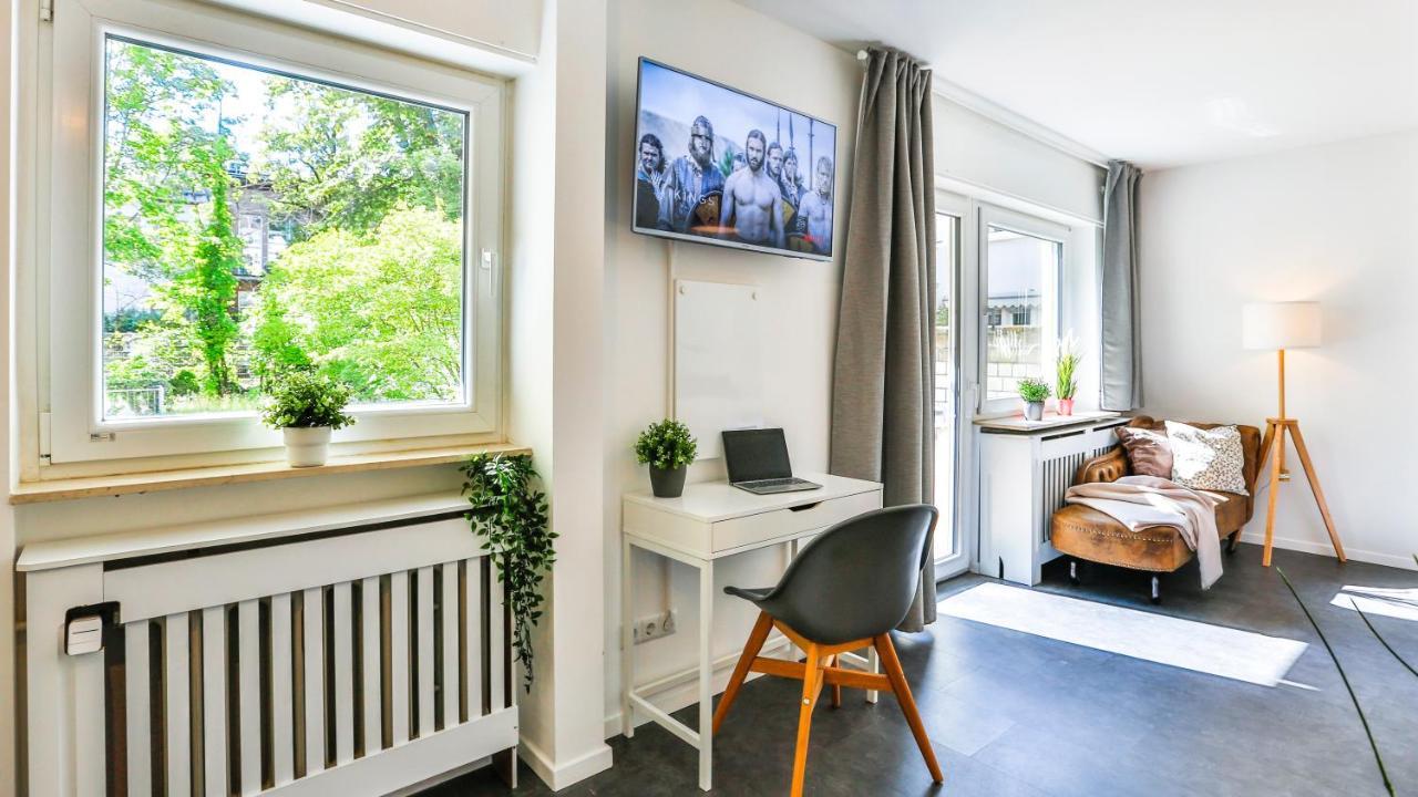 Studio Hirsch56 - Zentral-Ruhig-Terrasse-Netflix كارلسروه المظهر الخارجي الصورة