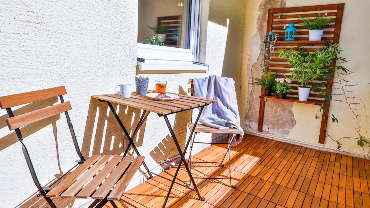 Studio Hirsch56 - Zentral-Ruhig-Terrasse-Netflix كارلسروه المظهر الخارجي الصورة